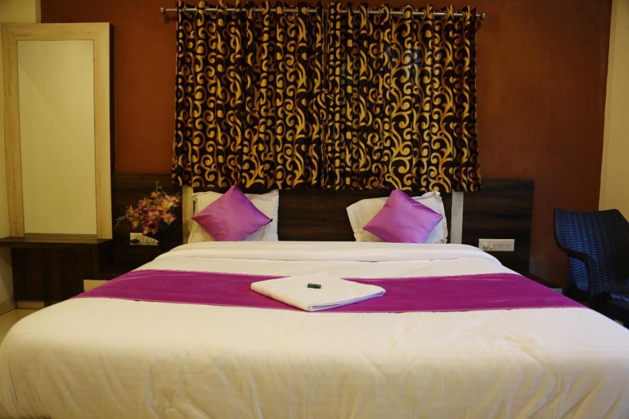 Hotel Shriyan Mahabaleshwar Bagian luar foto