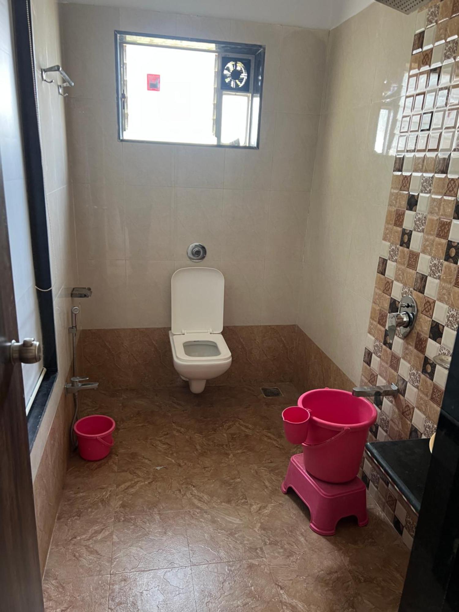 Hotel Shriyan Mahabaleshwar Bagian luar foto