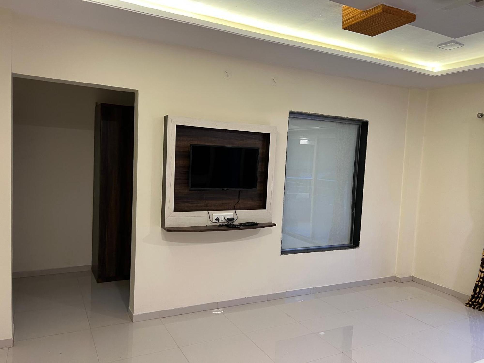 Hotel Shriyan Mahabaleshwar Bagian luar foto