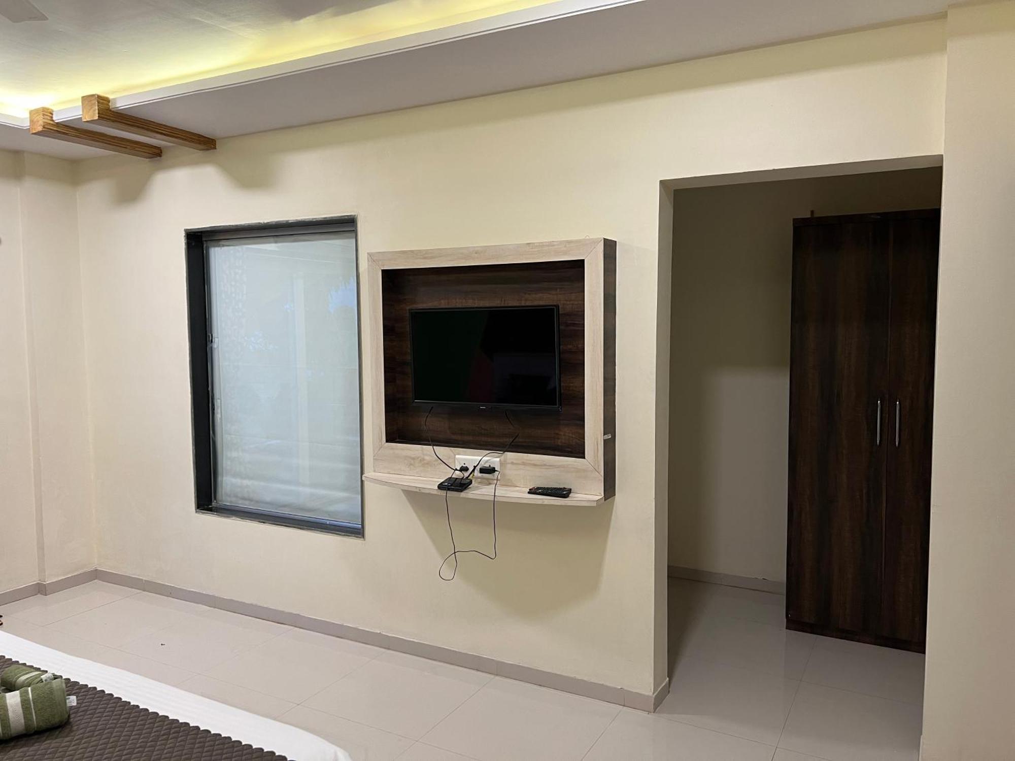 Hotel Shriyan Mahabaleshwar Bagian luar foto
