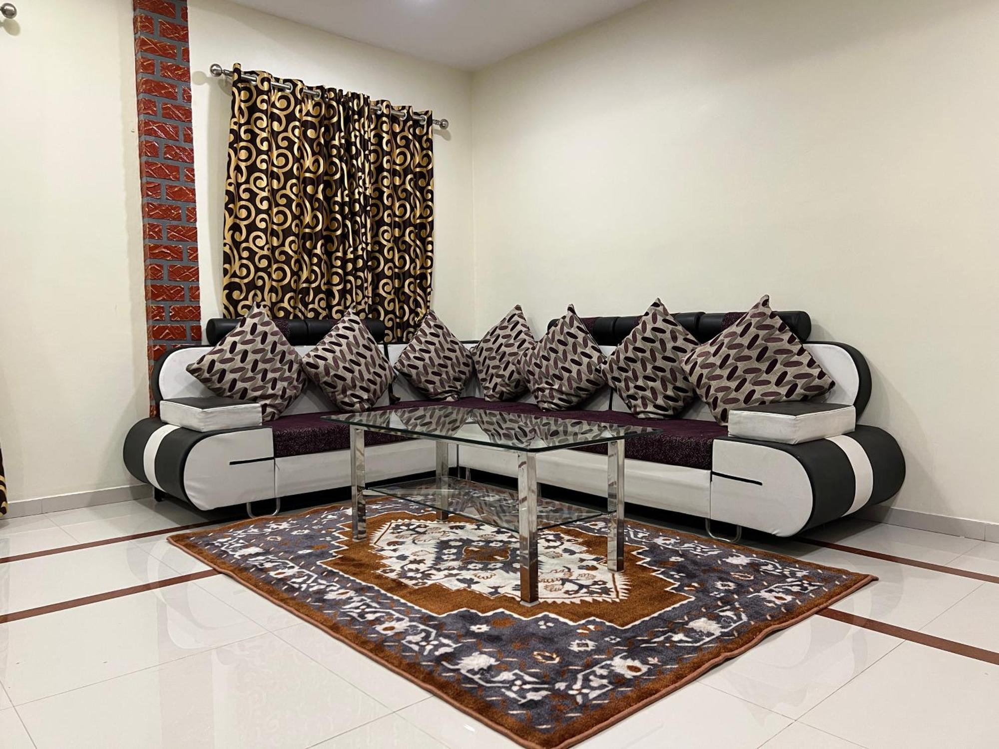 Hotel Shriyan Mahabaleshwar Bagian luar foto